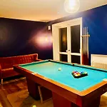 Modern 7-bedroom For Large Families & Groups 빌라 *