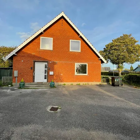 Modern 7-bedroom For Large Families & Groups * Rødby