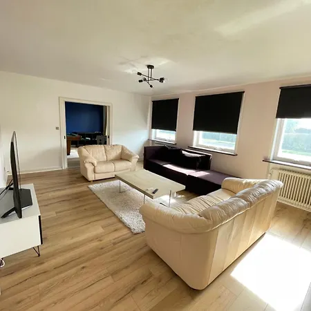 Modern 7-bedroom For Large Families & Groups 빌라 *