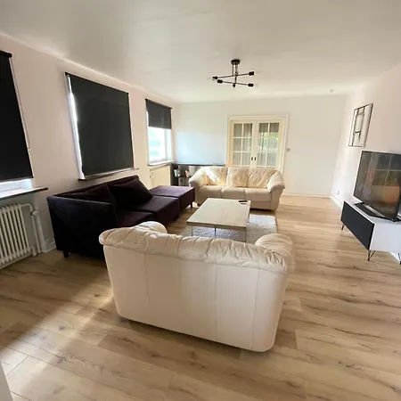Modern 7-bedroom For Large Families & Groups *
