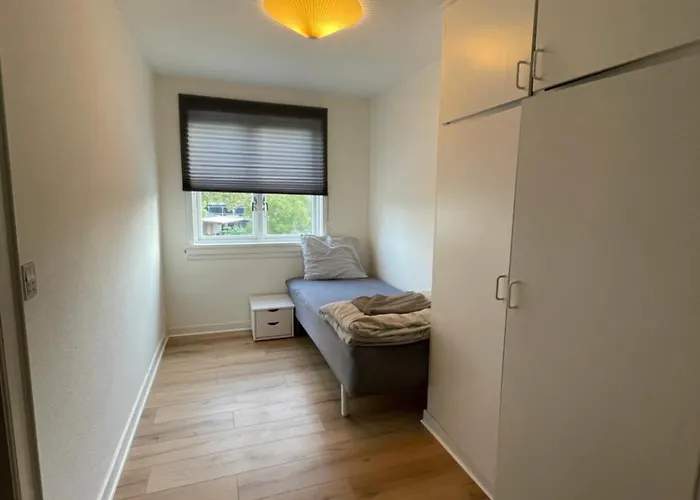 Modern 7br Villa *