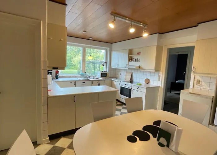 Modern 7br