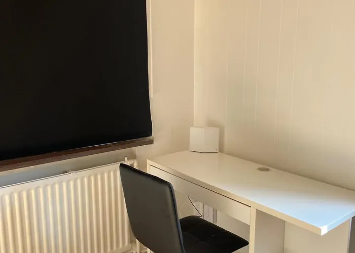 Modern 7br Rødby